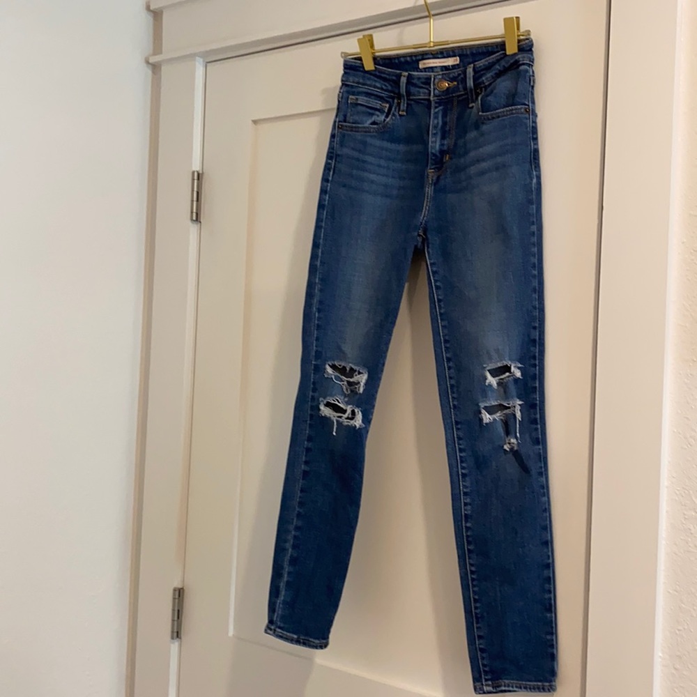 Levi’s High Rise Ripped Skinny Jeans